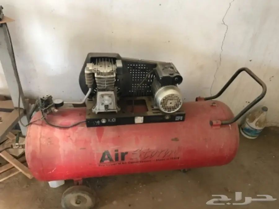 معدات المنيوم شبه جديده للبيع