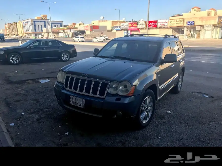 جيب جراند شيروكي 2009 - فئة اوفرلاند - ماشي قليل جدًا! (image 6)