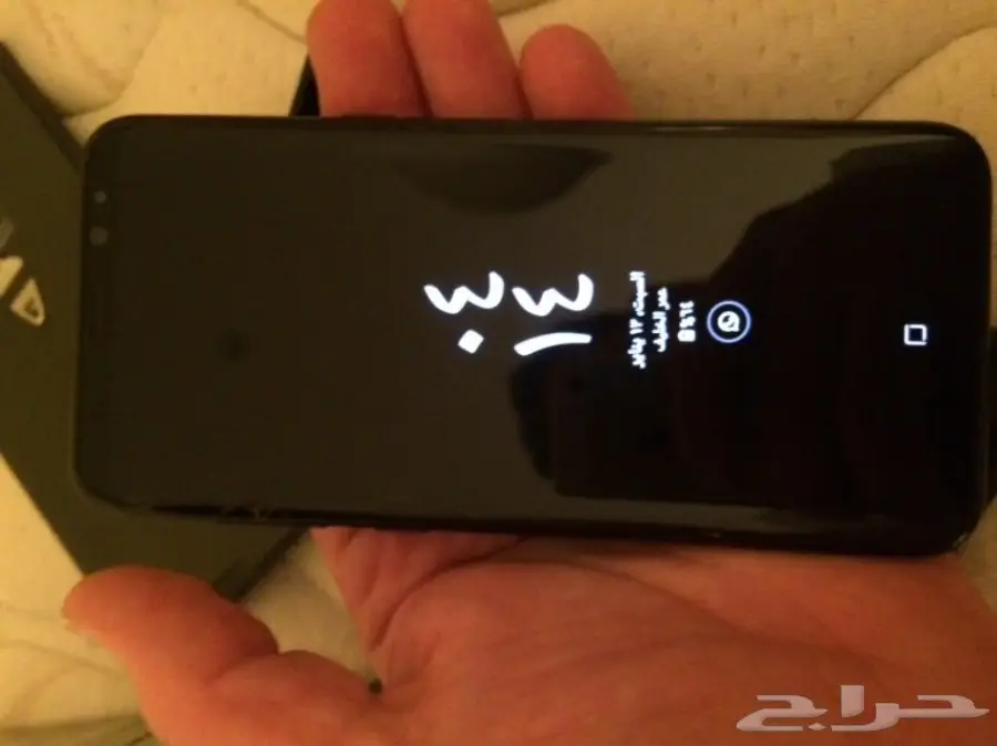 S8بلس الشاشة الخارجية فيها كسر  (image 2)