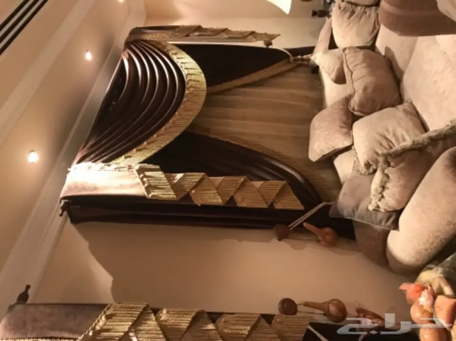 مفروشات المطلق - فرصة لا تُفوّت! (image 1)