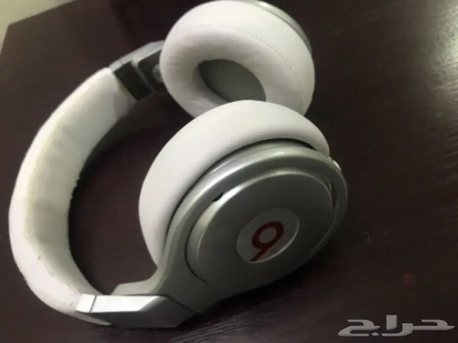 سماعات بيتس برو 