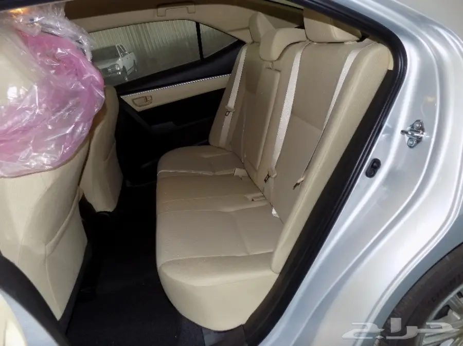 تويوتا كورولا مطور 2018 (image 10)