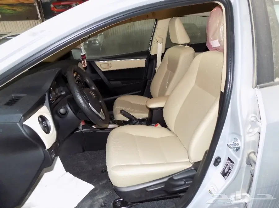 تويوتا كورولا مطور 2018 (image 12)