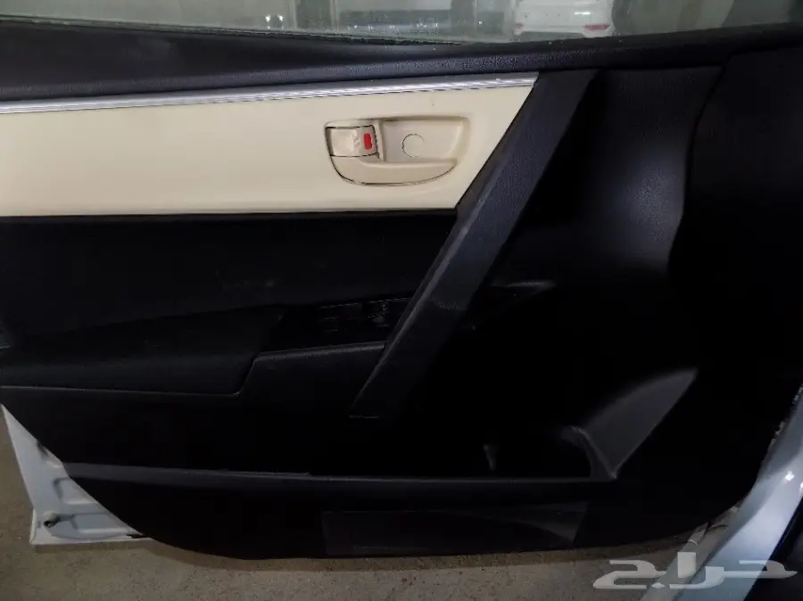 تويوتا كورولا مطور 2018 (image 13)