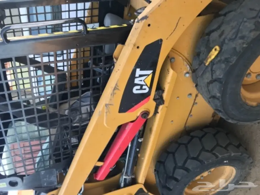 للبيع: بوبكات 2012 وجيب باترول وسطحه - بضاعة جملة (image 2)