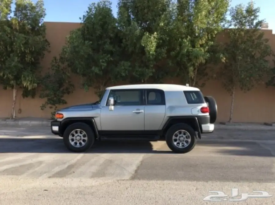 للبيع عاجل اف جي 2011 نظيف جدا 