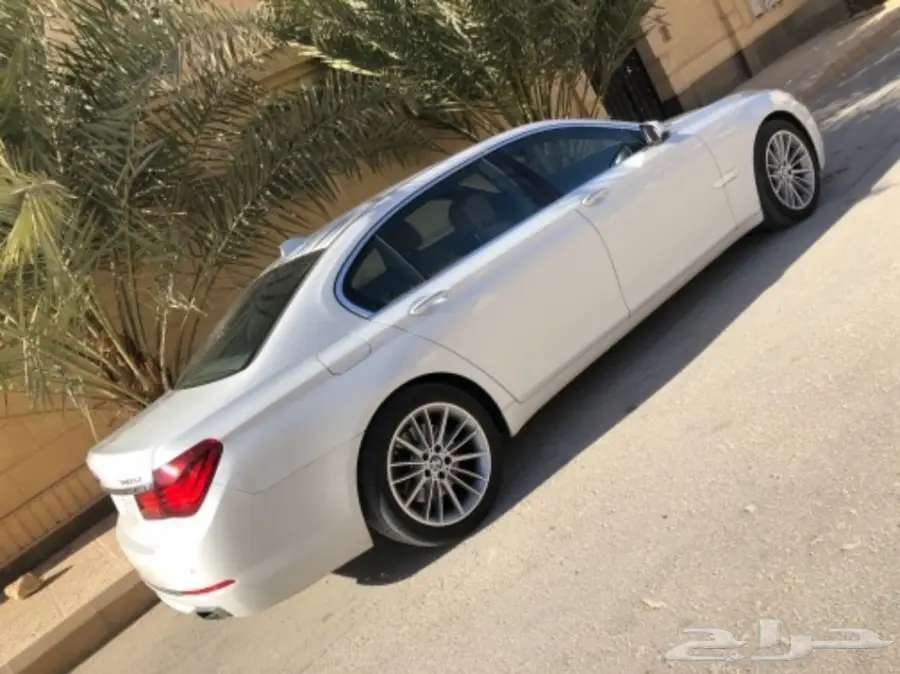 BMW _740 _2013 (image 1)
