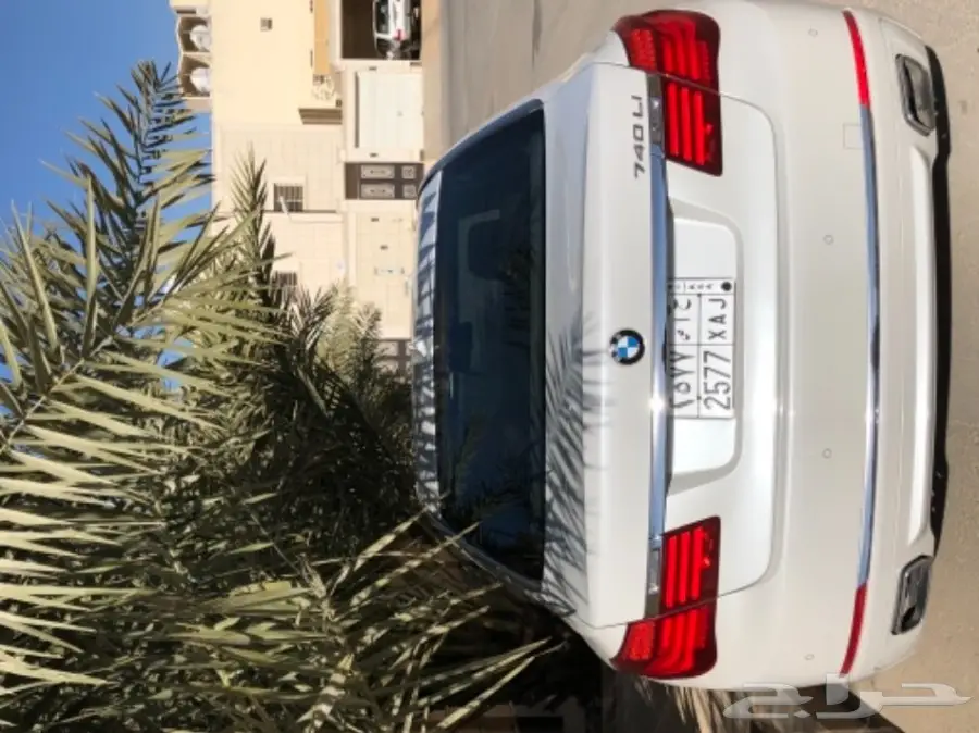 BMW _740 _2013 (image 2)