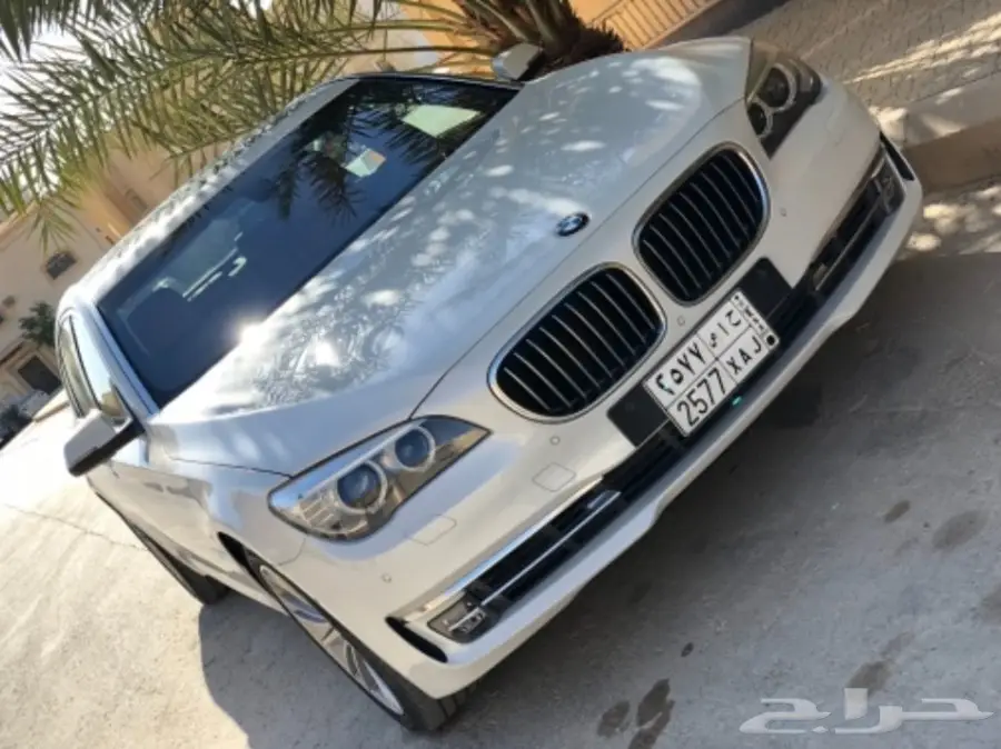 BMW _740 _2013 (image 4)