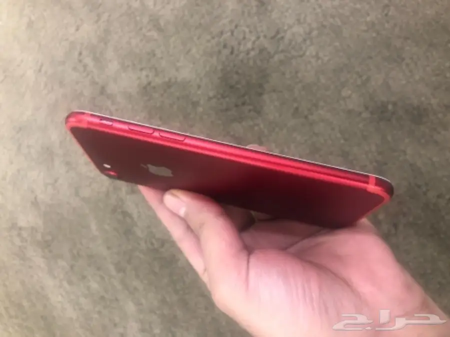 ايفون 7 احمر 128