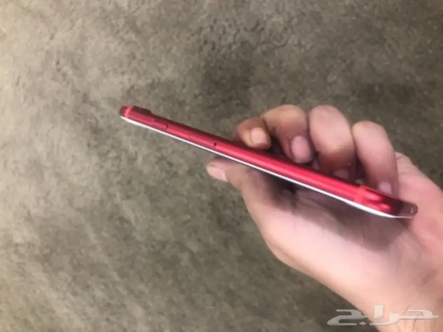 ايفون 7 احمر 128 (image 2)