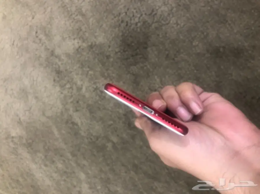 ايفون 7 احمر 128 (image 3)