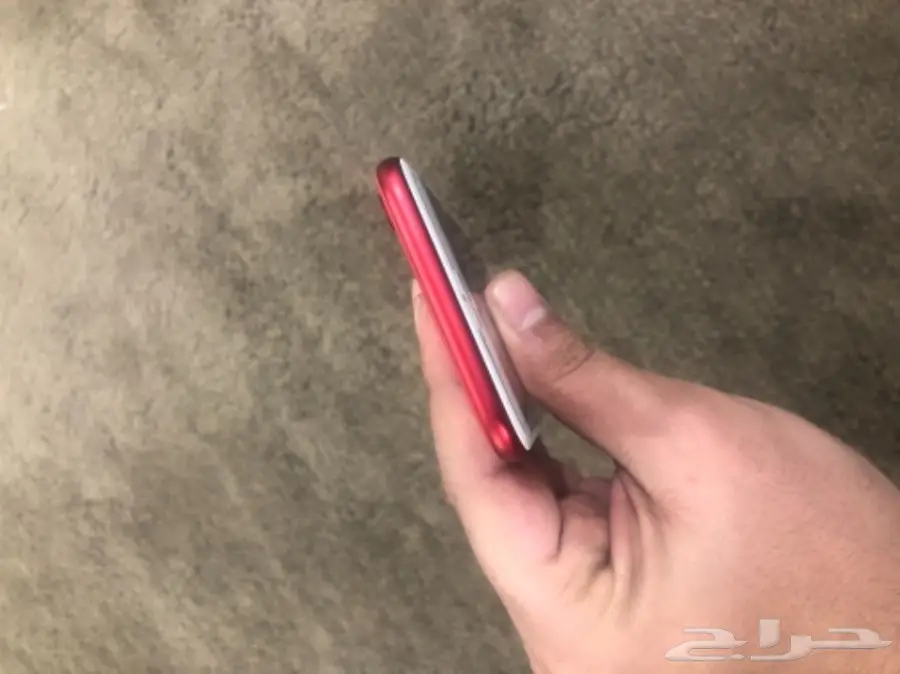ايفون 7 احمر 128 (image 4)