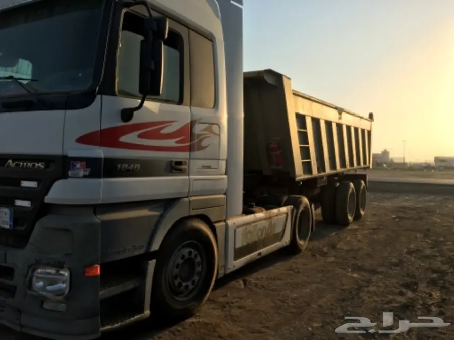 للبيع اكترس مع صندوق وسطحه (image 4)