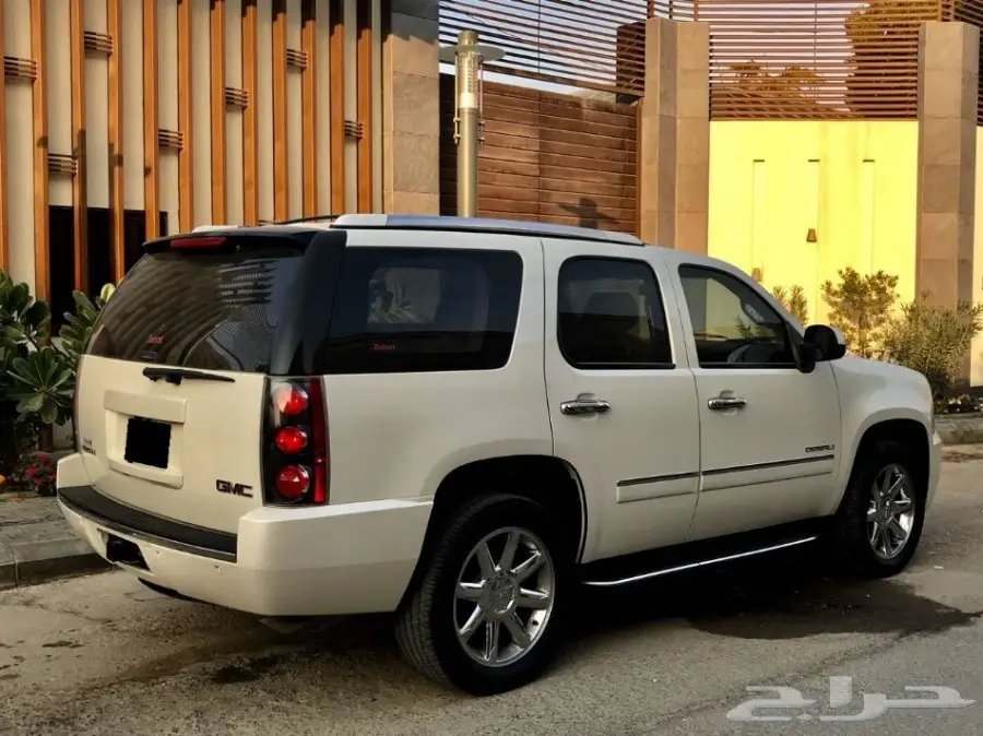 يوكن ديناليyukon DENALI 2014 لؤلؤي سعودي (image 3)