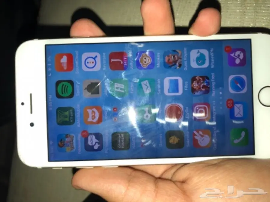 ايفون 6s للبيع على السومة نظيف تقريبا ويشتغل  (image 3)