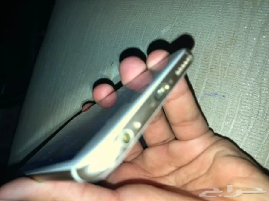 ايفون 6s للبيع على السومة نظيف تقريبا ويشتغل  (image 7)