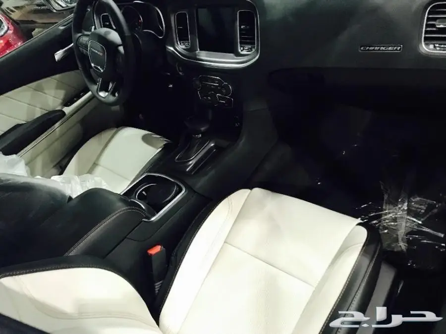 تشارجر - SXT 3 - فتحه جلد زينون - 2018 -سعودي (image 25)