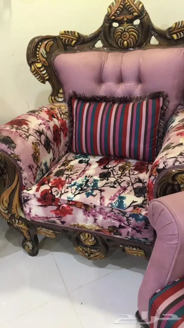 كنب فاخر للبيع (image 4)