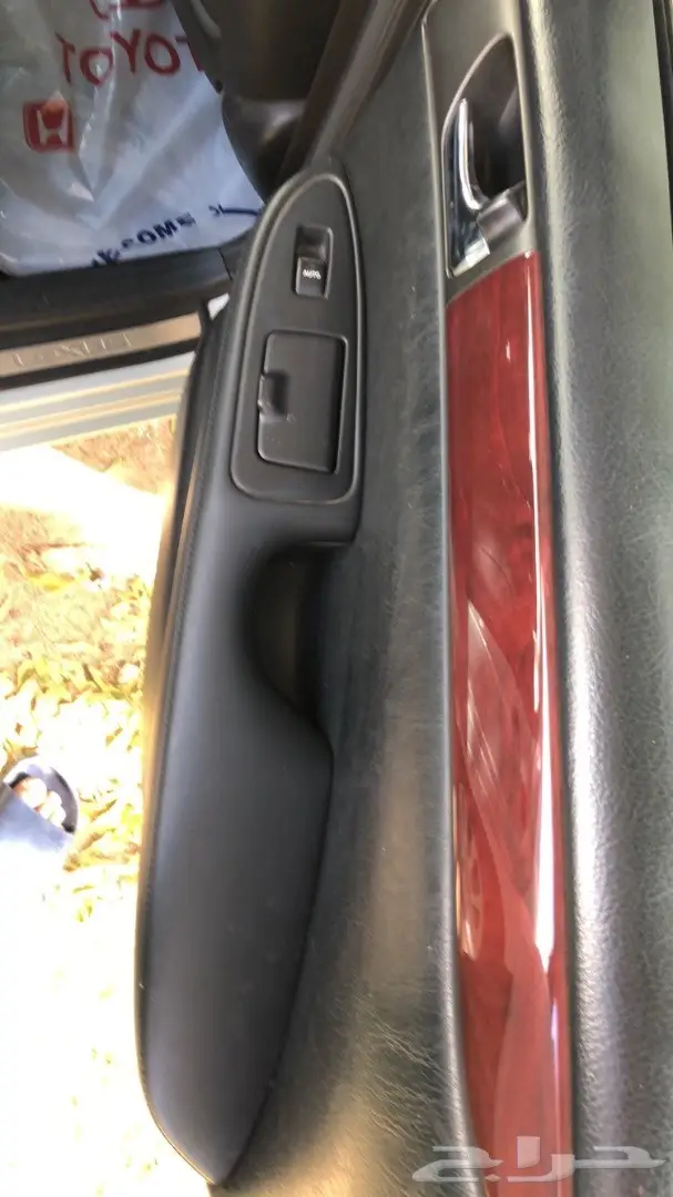 لكزس للبيع او البدل   (image 4)