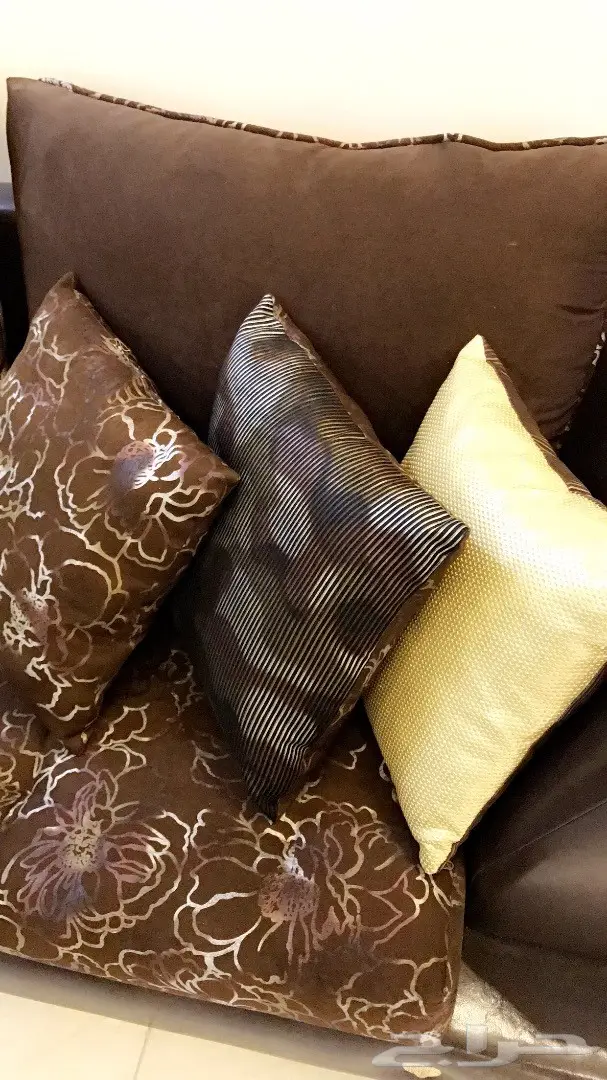 كنب نظيف جدا مع مجموعة اثاث (image 3)