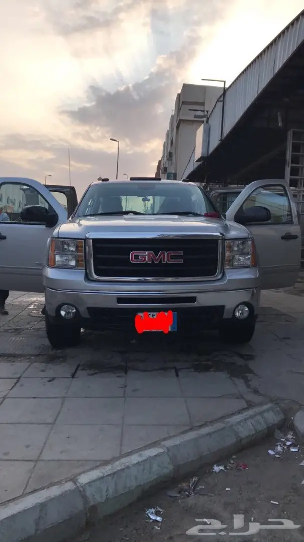 جمس سييرا 2011 Z71 4x4 - فرصة لا تعوض! (image 8)