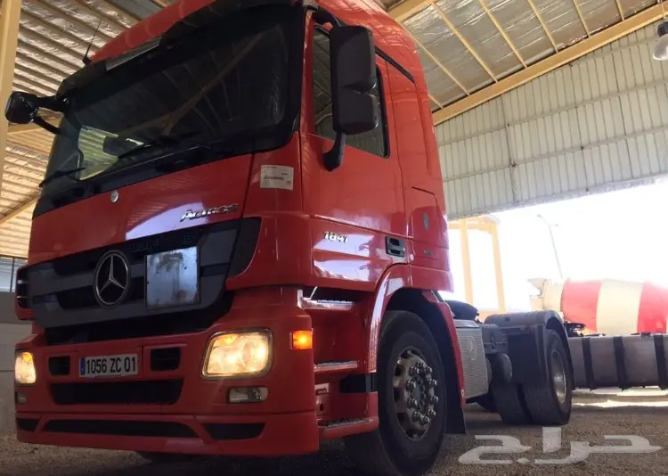 للبيع اكتروس 1841 موديل 2009 بطاقه جمركيه جده (image 3)