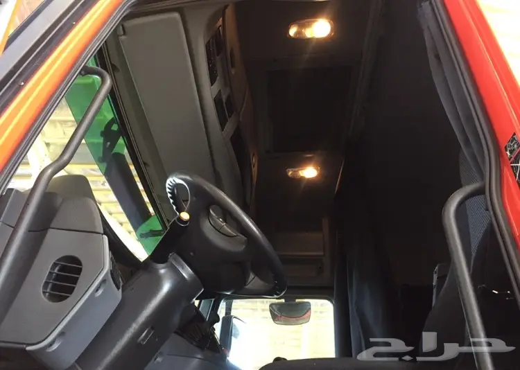 للبيع اكتروس 1841 موديل 2009 بطاقه جمركيه جده (image 14)