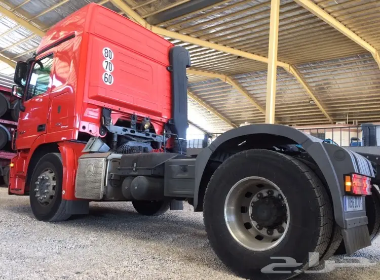 للبيع اكتروس 1841 موديل 2009 بطاقه جمركيه جده (image 4)