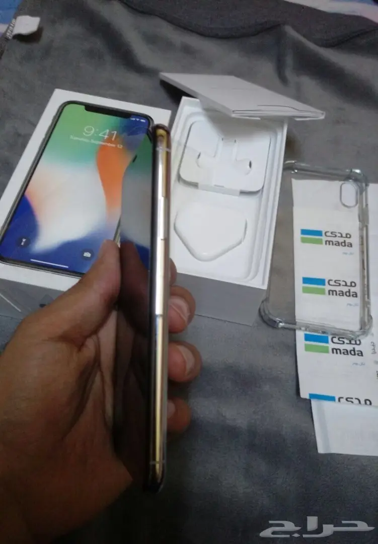 iPhone X 64GB - أبيض فضي - عرض مميز! (image 8)