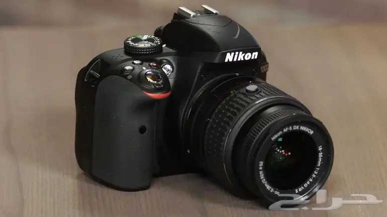كاميرا Nikon D5300 ( نظيفة )  مع 3 عدسات