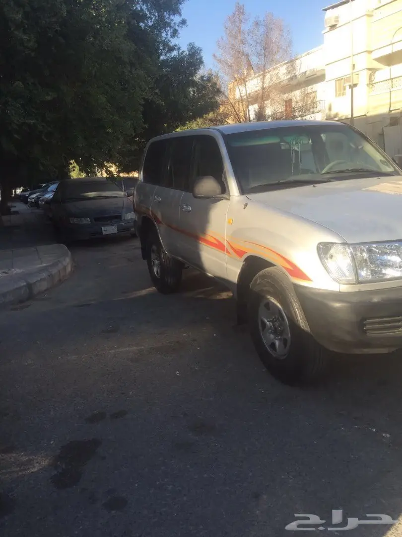 جيب لاندكروزر موديل 2000 نص فل  (image 2)