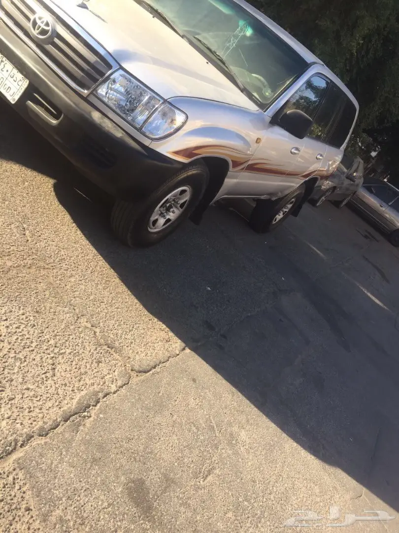 جيب لاندكروزر موديل 2000 نص فل  (image 8)