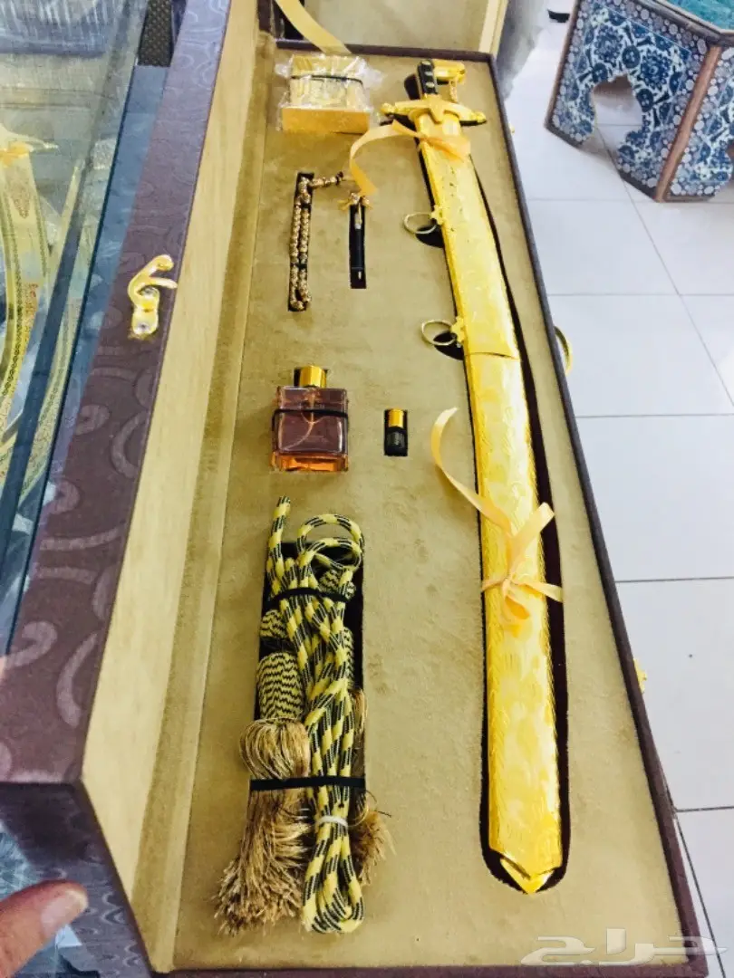 طقم هدية فاخر ويجمل بسعر حصري شاهد الصور  (image 7)
