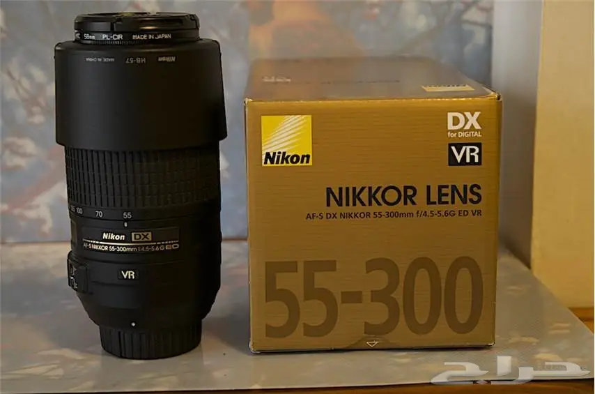 كاميرا Nikon D5300 ( نظيفة )  مع 3 عدسات (image 2)