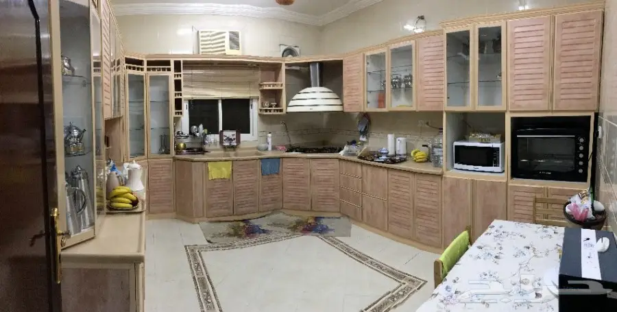 للبيع مطبخ مع الفرن .  (image 1)