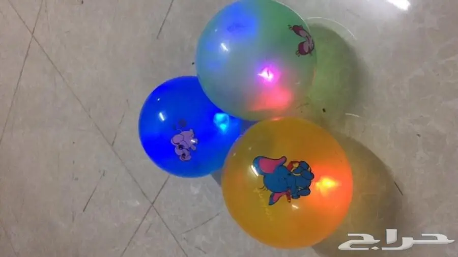 للبيع كور قدم مضيئة . تصفية 