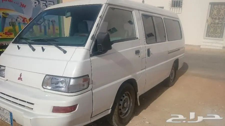 ميتسوبيشى مينى باص 2010للبيع  (image 2)