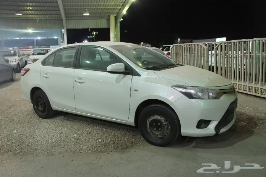 تويوتا يارس موديل 2017 سعودي  (image 3)