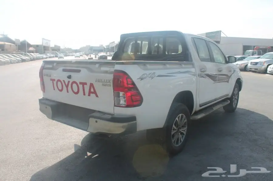 تويوتا هايلوكس غمارتين دبل 2018 ديزل سعودي (image 5)