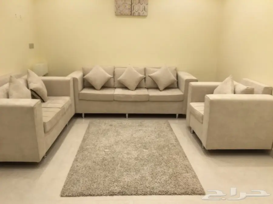 كنب شبه جديد للبيع 