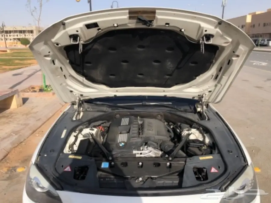 Bmw 740 موديل 2009 (image 7)