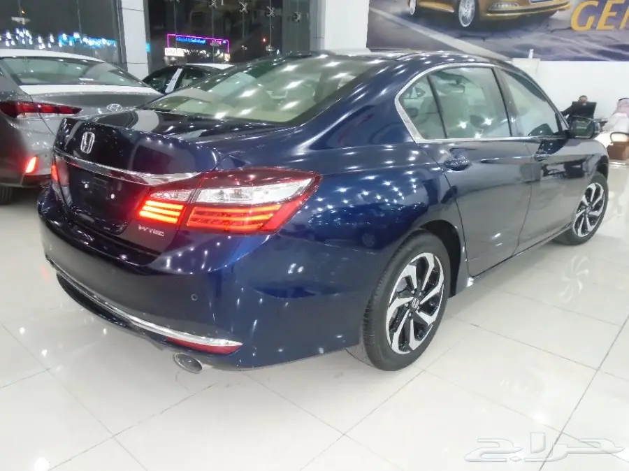 هوندا  اكورد سبيشيال موديل 2017 (image 11)