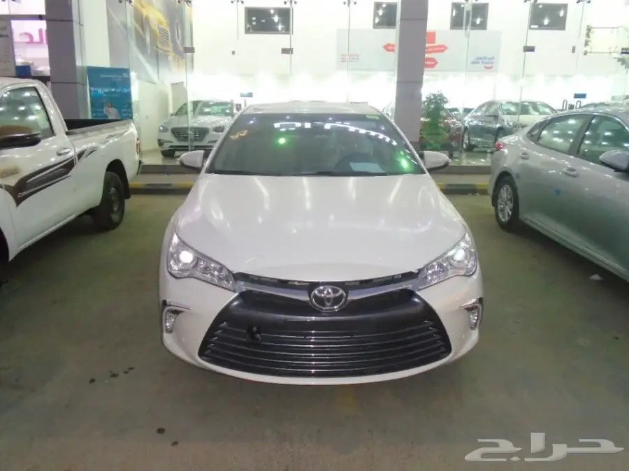 تويوتا كامري فل كامل 2017 ( خليجي )  (image 2)