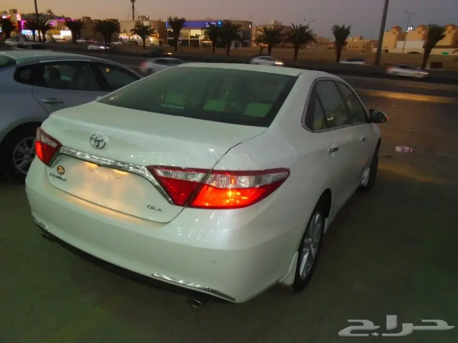 تويوتا كامري فل كامل 2017 ( خليجي )  (image 12)