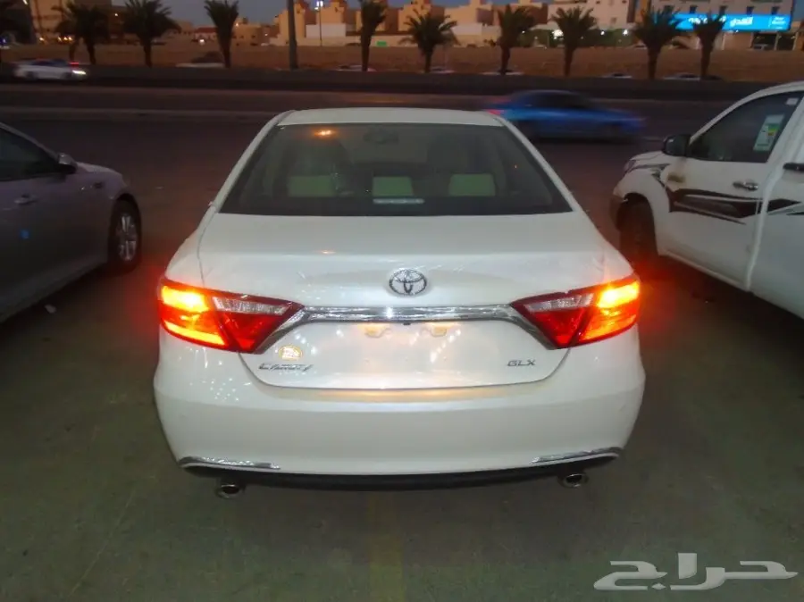 تويوتا كامري فل كامل 2017 ( خليجي )  (image 14)