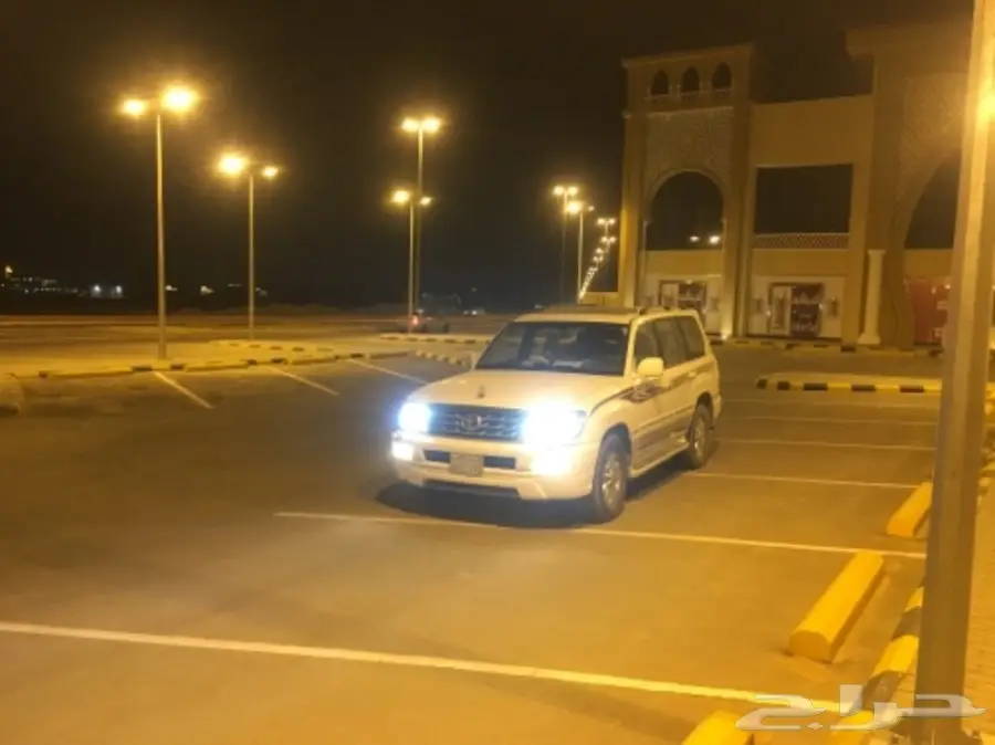 للبيع لاندكروزر 2007 بريمي فل نظيف بدي وكاله (image 13)