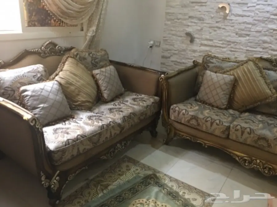 كنب كلاسيكي فاخر  (image 3)