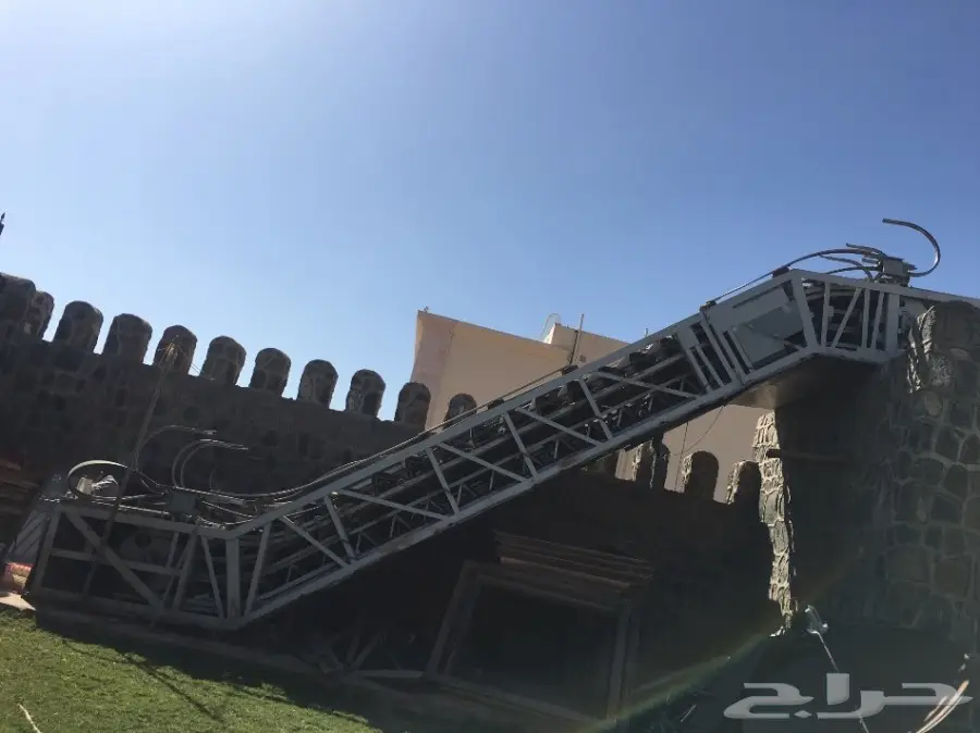 سلالم كهربائية موستبيشي للبيع