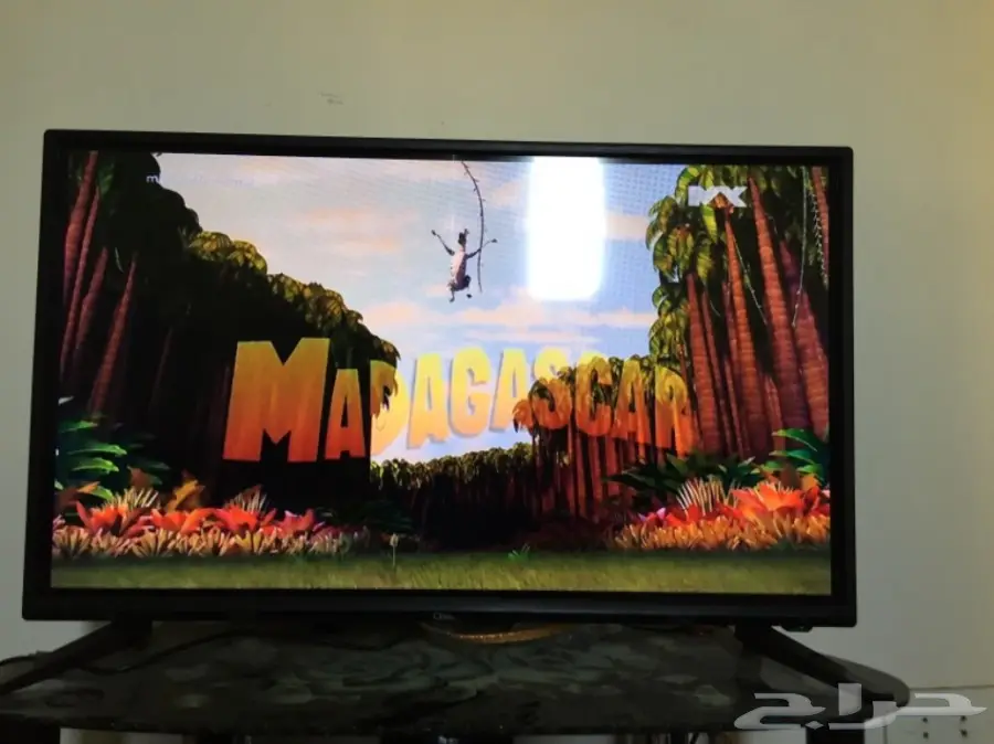 شاشة class 32 شبه جديدة ضمان سنتين (image 1)